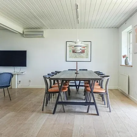 Stunning In With Kitchen *