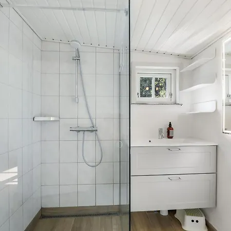 Stunning In With Kitchen Сasa de vacaciones *