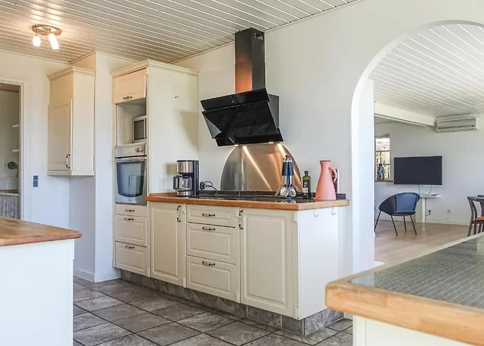 Stunning In With Kitchen Hébergement de vacances Neksø